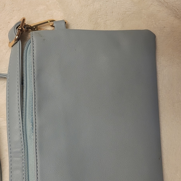 Willow Powder Blue Crossbody Bag with Gold Hardware - Picture 5 of 5